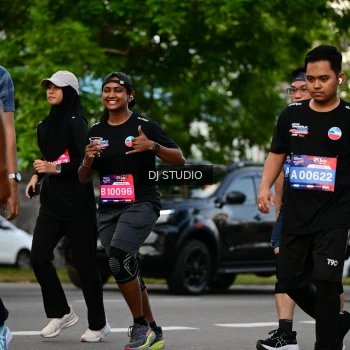 Runner Photo 4034579