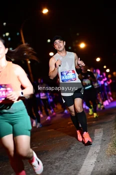 Runner Photo 4034586