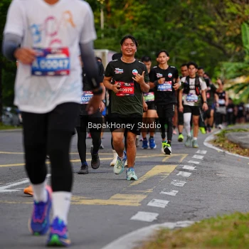 Runner Photo 4034612