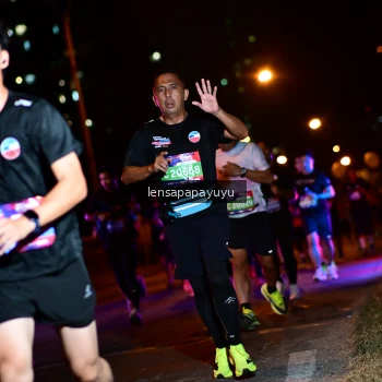 Runner Photo 4034617