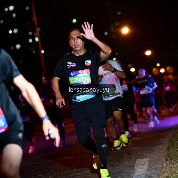 Runner Photo 4034633