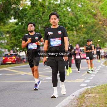 Runner Photo 4034641