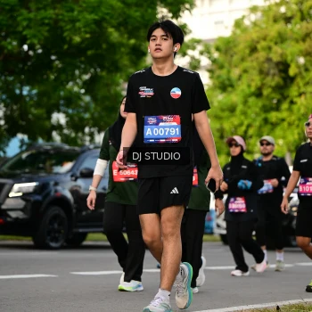 Runner Photo 4034660