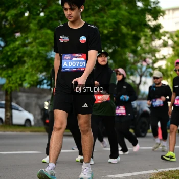 Runner Photo 4034682