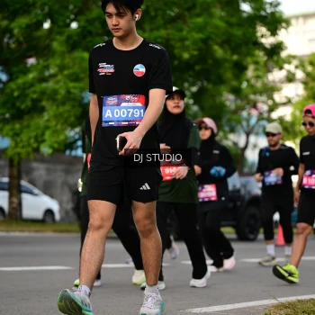 Runner Photo 4034685