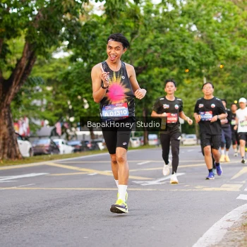 Runner Photo 4034702