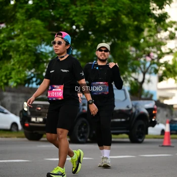 Runner Photo 4034707