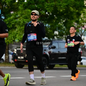 Runner Photo 4034724