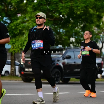 Runner Photo 4034725