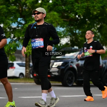 Runner Photo 4034736