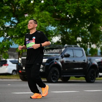 Runner Photo 4034742