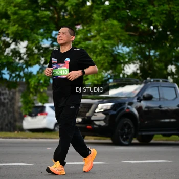 Runner Photo 4034744