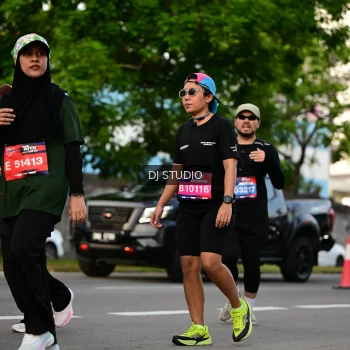 Runner Photo 4034770