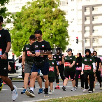 Runner Photo 4034860