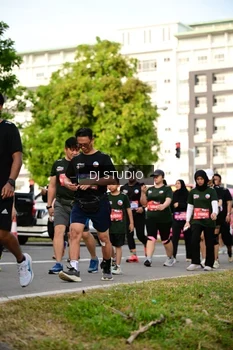 Runner Photo 4034868
