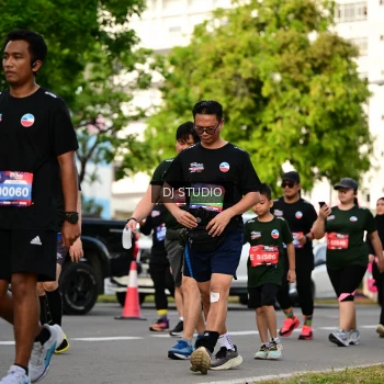 Runner Photo 4034869