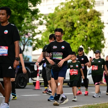 Runner Photo 4034870