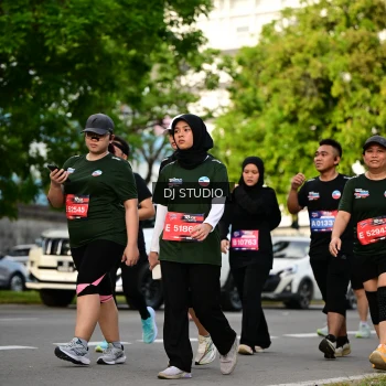 Runner Photo 4034909