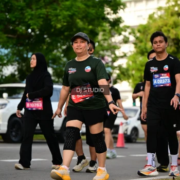Runner Photo 4034963