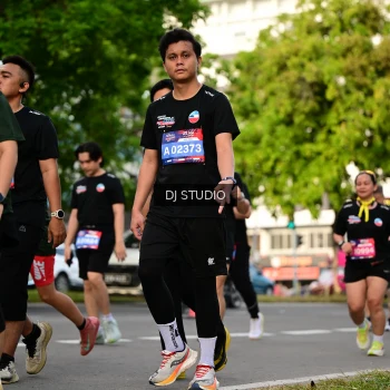 Runner Photo 4034972