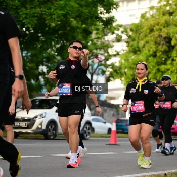 Runner Photo 4035019