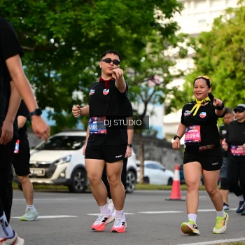Runner Photo 4035023