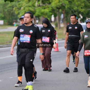 Runner Photo 4035044