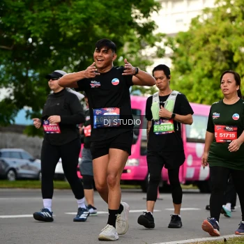 Runner Photo 4035071