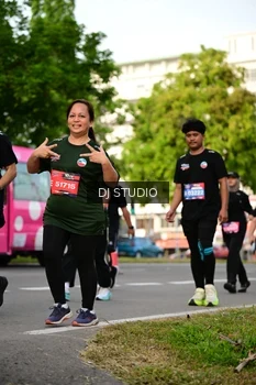 Runner Photo 4035117