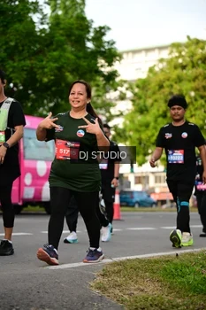 Runner Photo 4035119