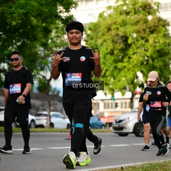 Runner Photo 4035133