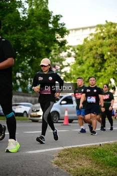 Runner Photo 4035139