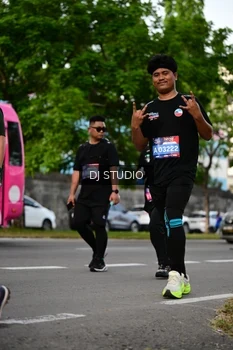 Runner Photo 4035142