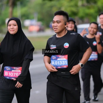 Runner Photo 4035143