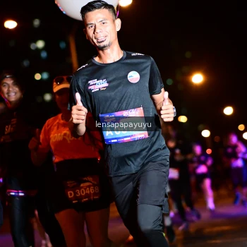 Runner Photo 4035173