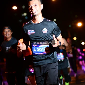 Runner Photo 4035178