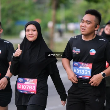 Runner Photo 4035202