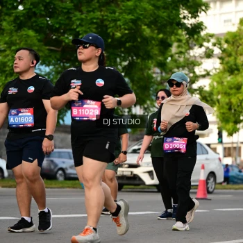 Runner Photo 4035210