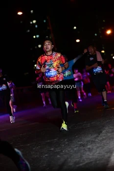 Runner Photo 4035243