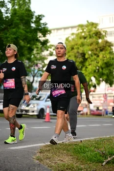 Runner Photo 4035263