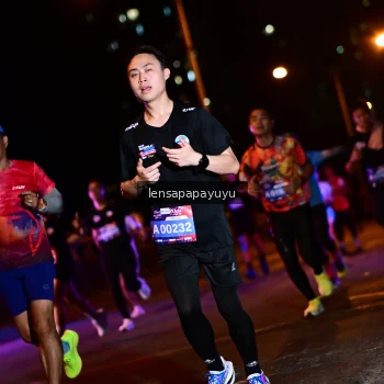 Runner Photo 4035265