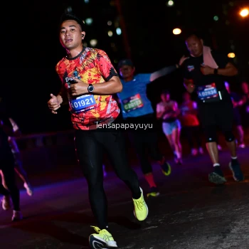 Runner Photo 4035274