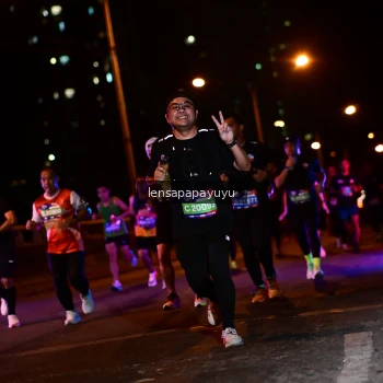 Runner Photo 4035301