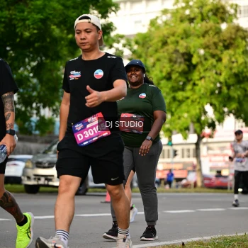 Runner Photo 4035318