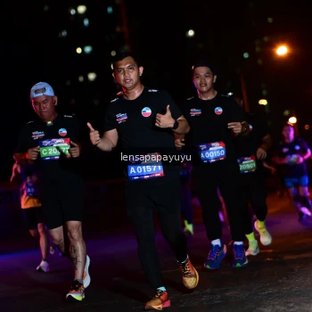 Runner Photo 4035326