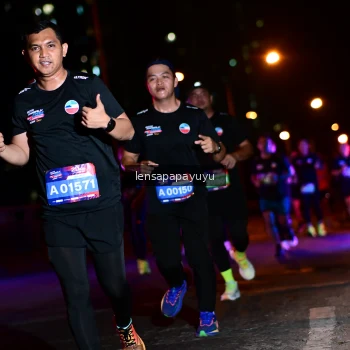 Runner Photo 4035340