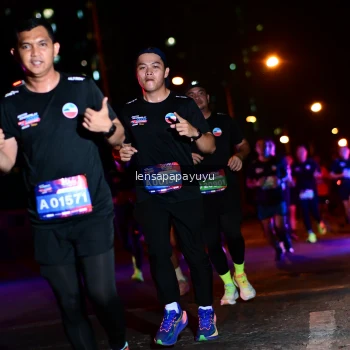 Runner Photo 4035342