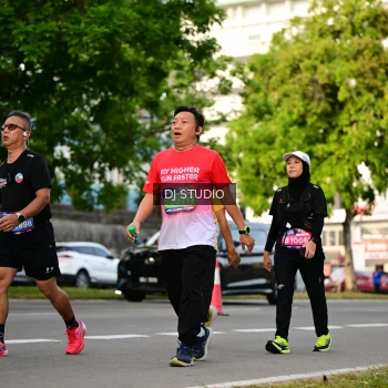 Runner Photo 4035352