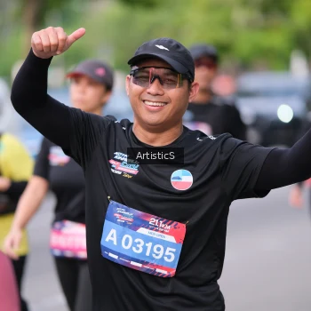 Runner Photo 4035357