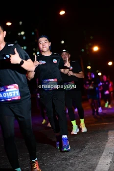 Runner Photo 4035358